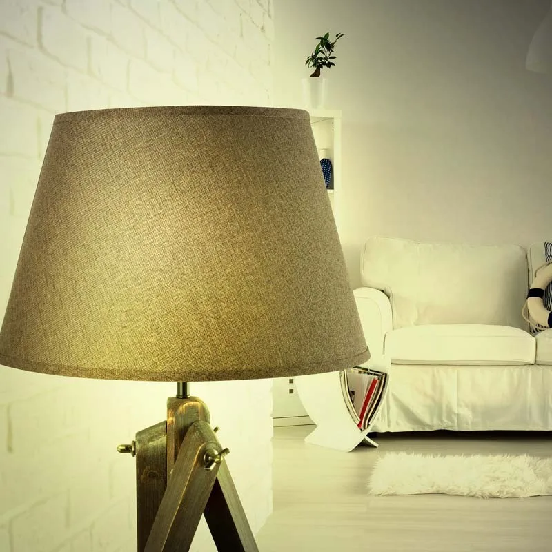 Lampadaire Marron 150cm Modèle DEEP TREPIED OLD WOOD Mac-Andrews - miniature 7 - Zenkaa