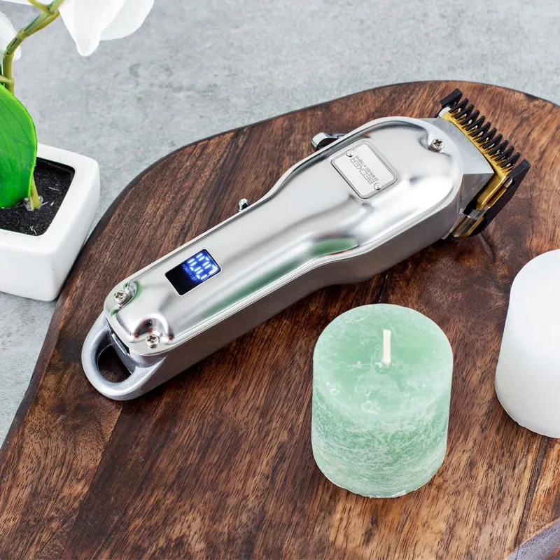 BECKER - TMAX - Tondeuse cheveux et barbe sans fil - Lame titane 46mm - 10 sabots - Batterie 2500mAh - LED - Malette - miniature 2 - Zenkaa